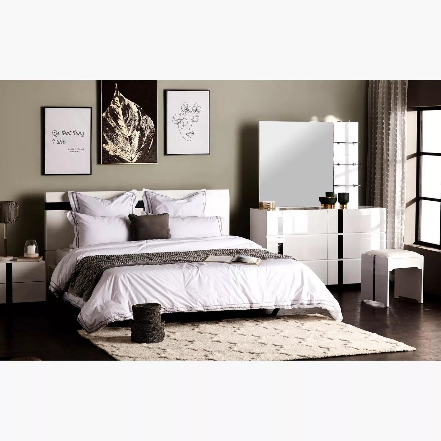 6-Drawer Dresser with Mirror, Engineered Wood For Modern Bedrooms-GCC Home Center