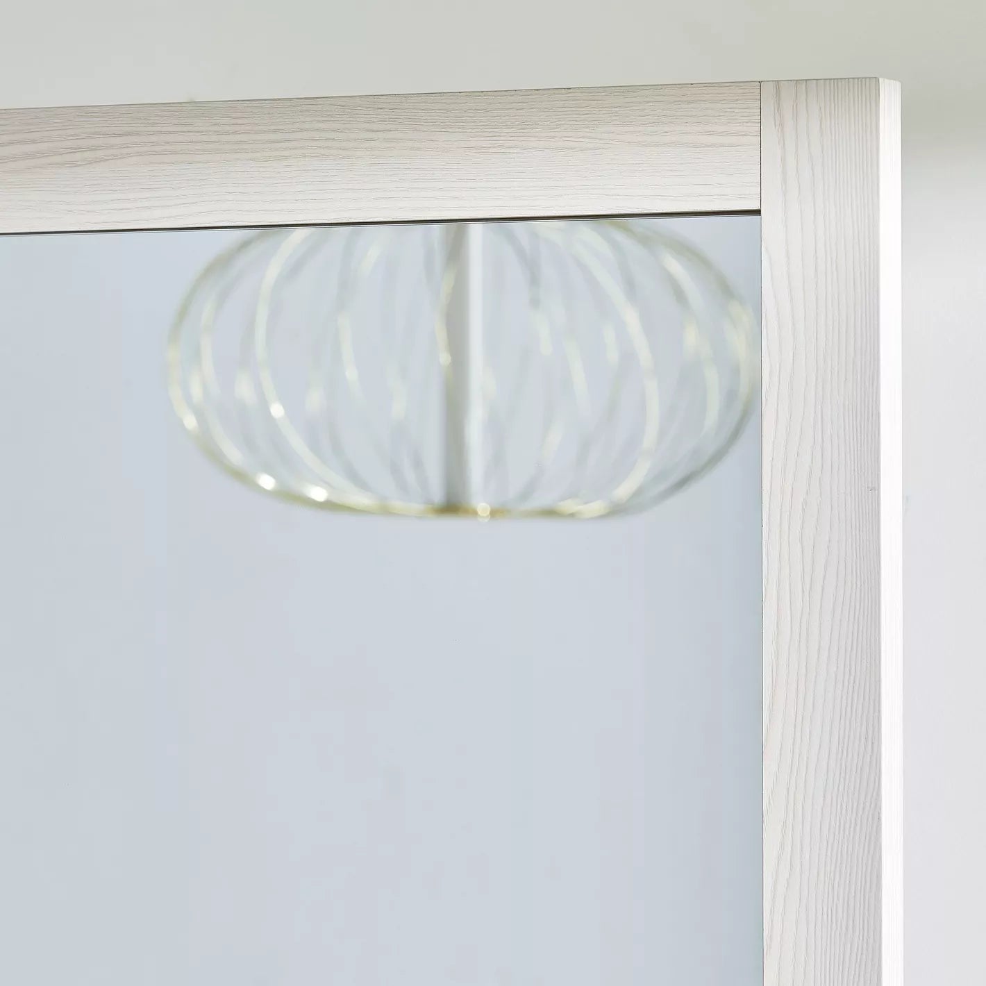 6-Drawer Dresser with Mirror, Sleek And Modern Design Vanity Table-GCC Home Center