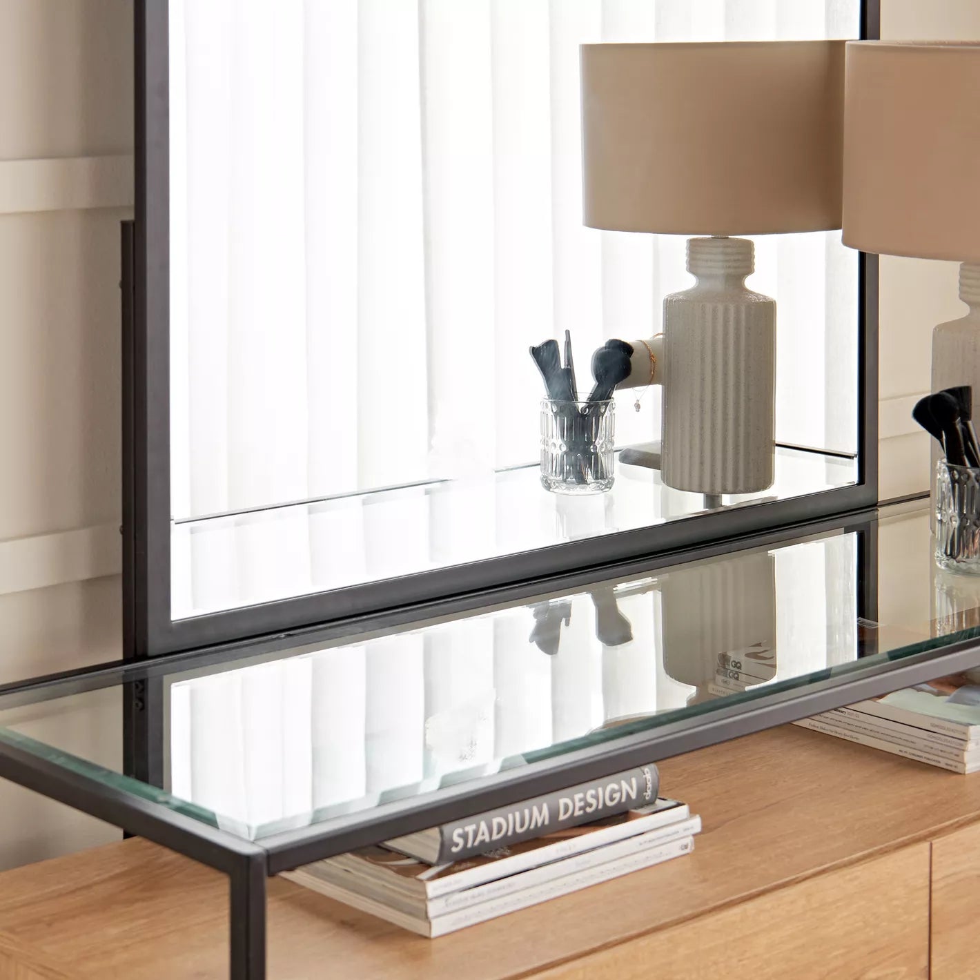 Dressing Table with Mirror, Elegant Design With Six Drawers For Organized Storage-GCC Home Center