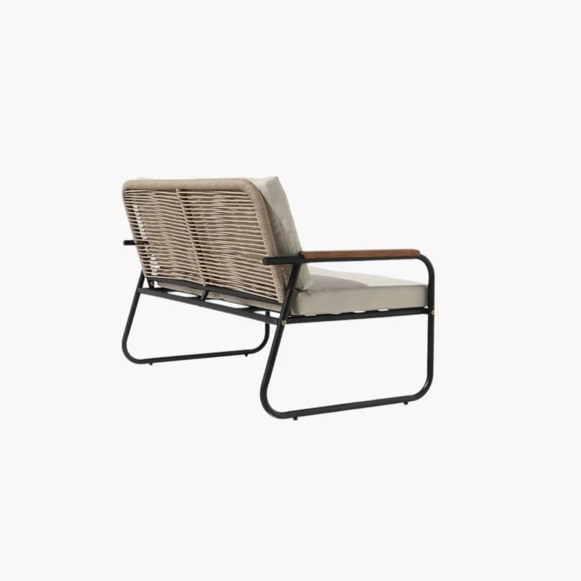 4-Piece Outdoor Sofa Set – Steel Frame & Rope Detailing
