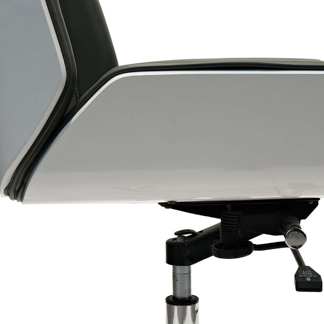 Luxury PU leather High Back Office Chair With Height Adjustable and Swivel Wheels-GCC Home Center