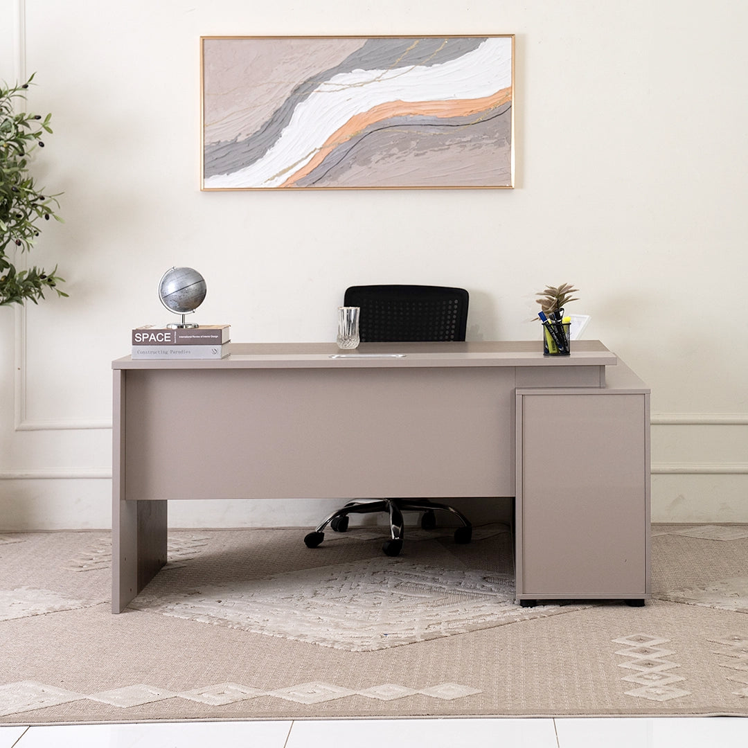 Elegant Office Desk with Premium Quality - Light Oak