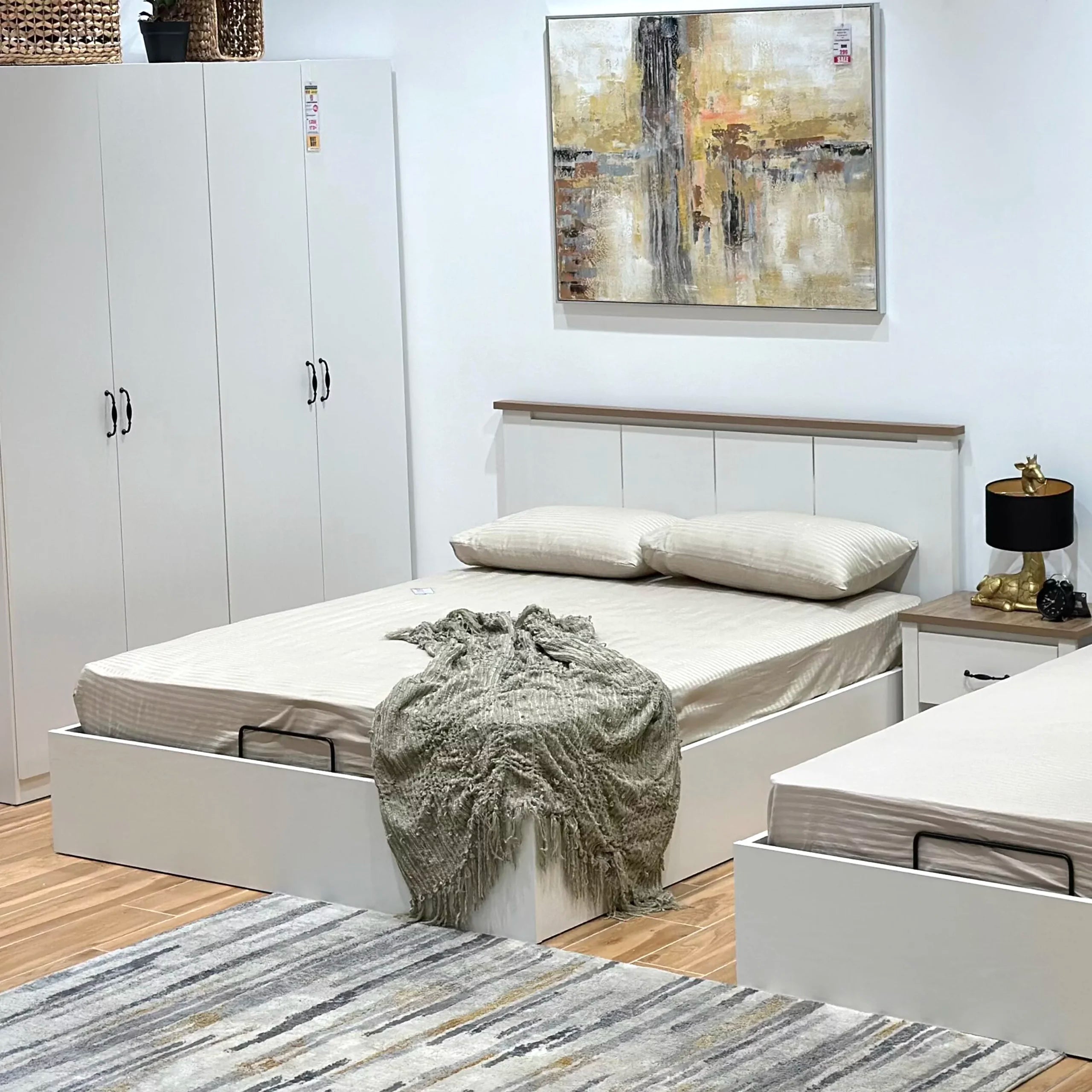 Davy Queen Bed (With Hydraulic Storage)