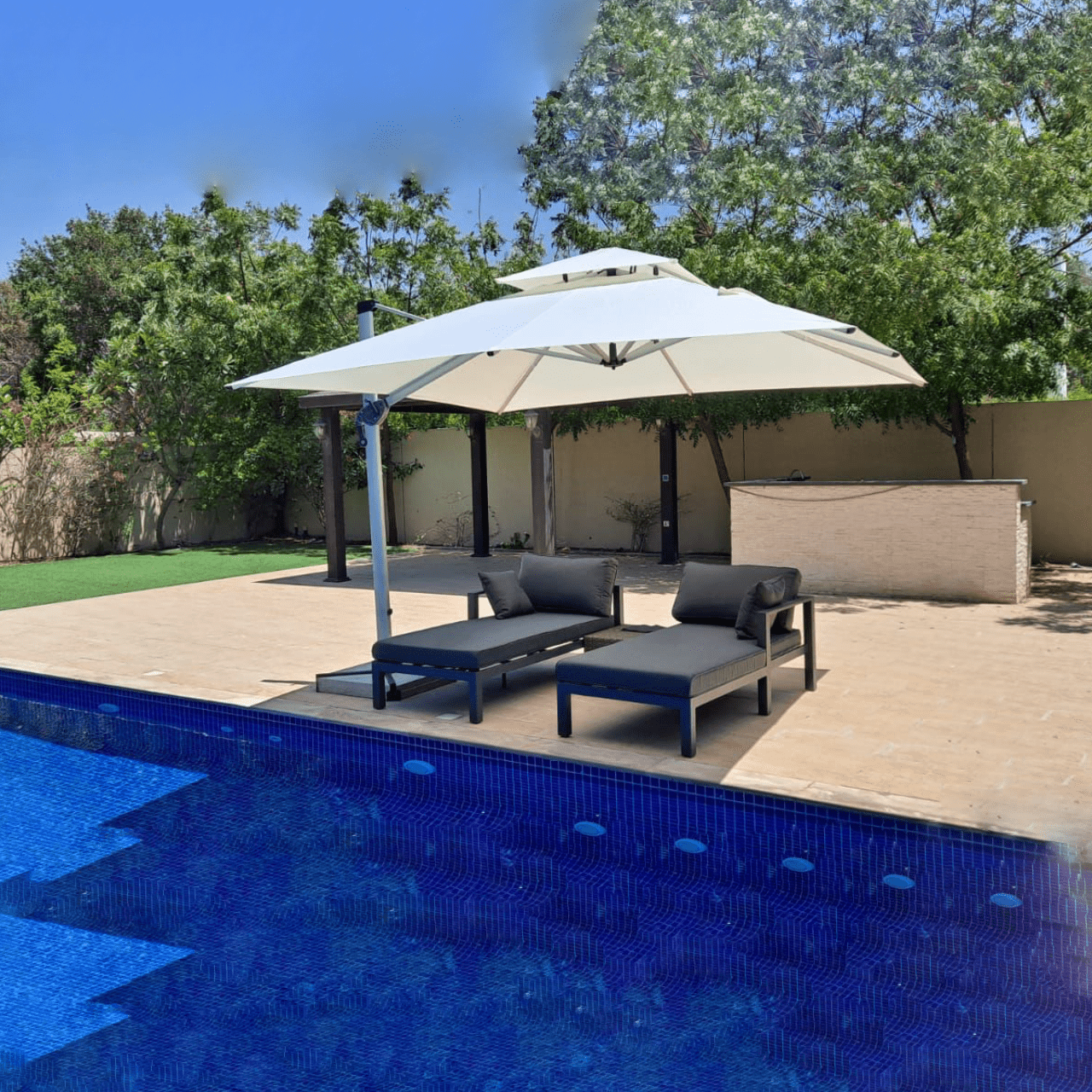 Aluminum Garden Umbrella With Rotating Handle-GCC Home Center