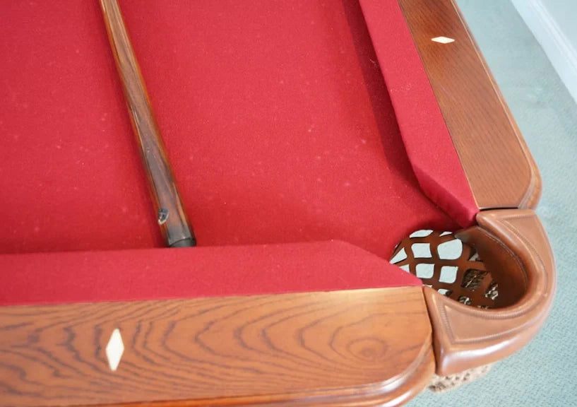 8-3 Billiard table, 2630 x 1450 x 840mm