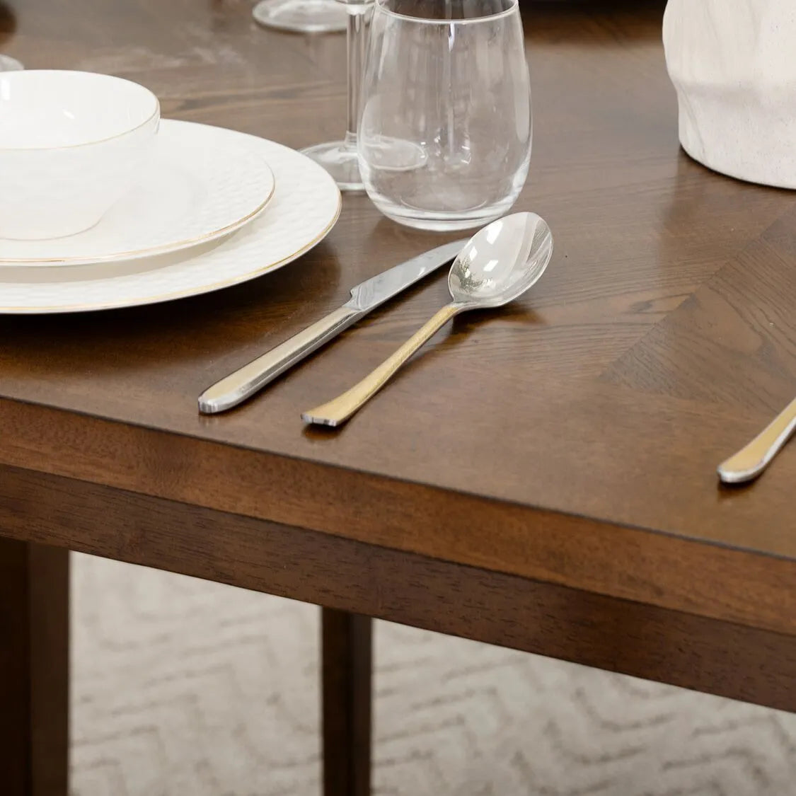 6-Seater Dining Set – Walnut