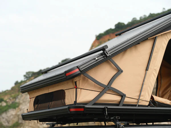 Design hard shell aluminum car roof top tent