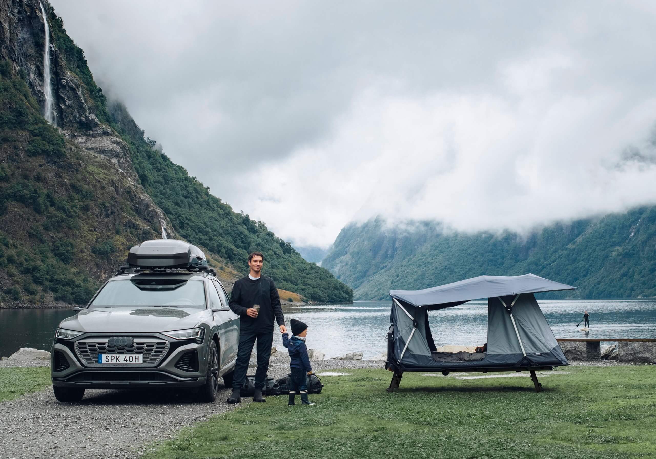 Thule Outset - 3-Person Towbar-Mounted Car Tent