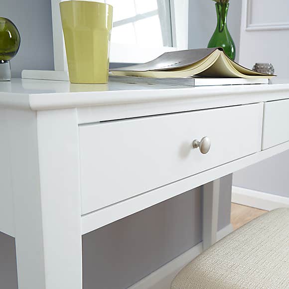 Elegant Dressing Table-GCC Home Center