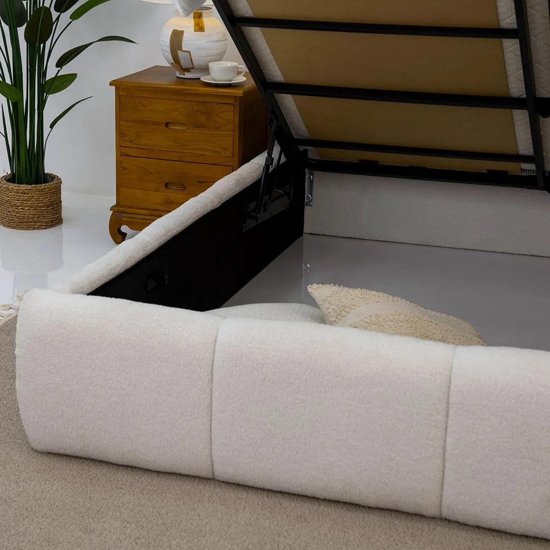 Sturdy MDF Hydraulic Bed With Lift-Up Storage