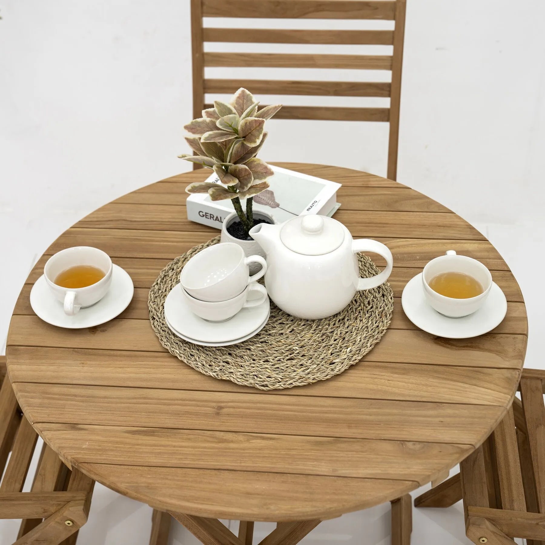Foldable 4 Seater Outdoor Dining Set – Round