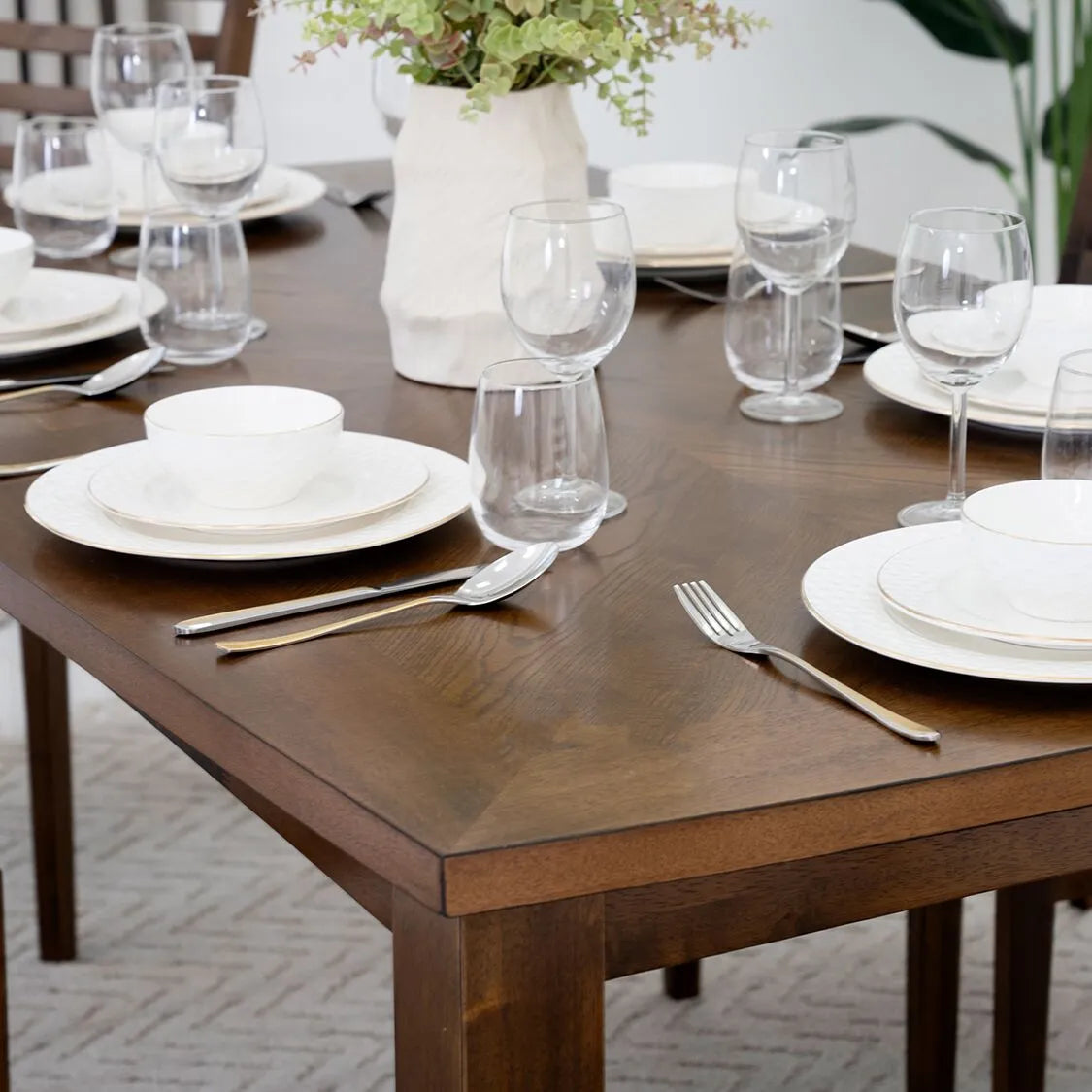 6-Seater Dining Set – Walnut