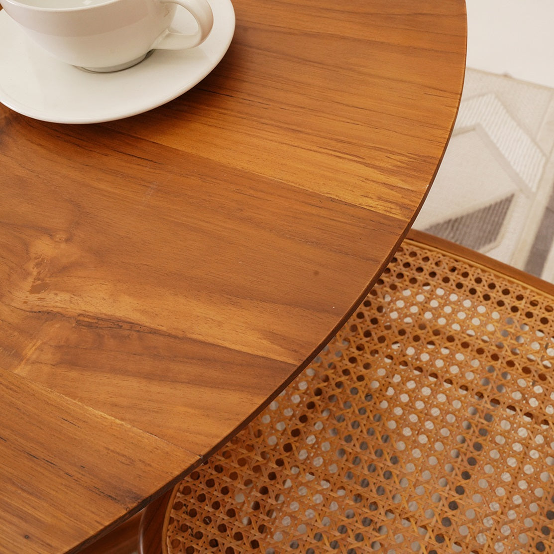 Elegant Solid Wood 6-Seater Dining Set