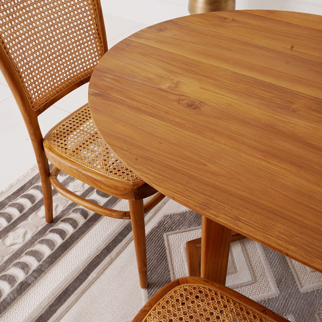 Elegant Solid Wood 6-Seater Dining Set