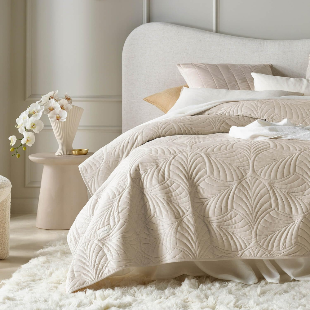 Modern Aqua Damask Twin/Twin XL Reversible Quilt Set with Sham – Hypoallergenic & Ultra-Soft-GCC Home Center