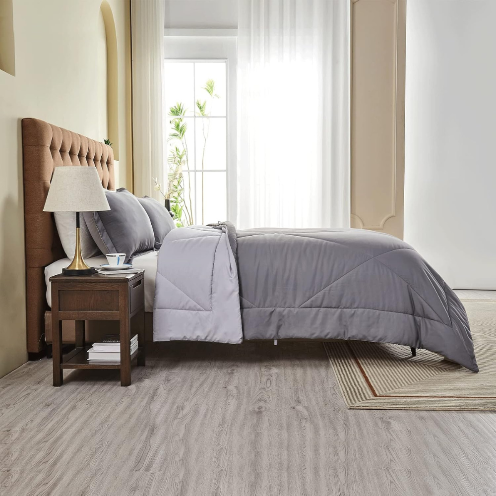 Lightweight Reversible Summer Duvet Set – Breathable, Hypoallergenic Comforter with Pillow Sham (Grey/Light Grey, 160x220cm)-GCC Home Center