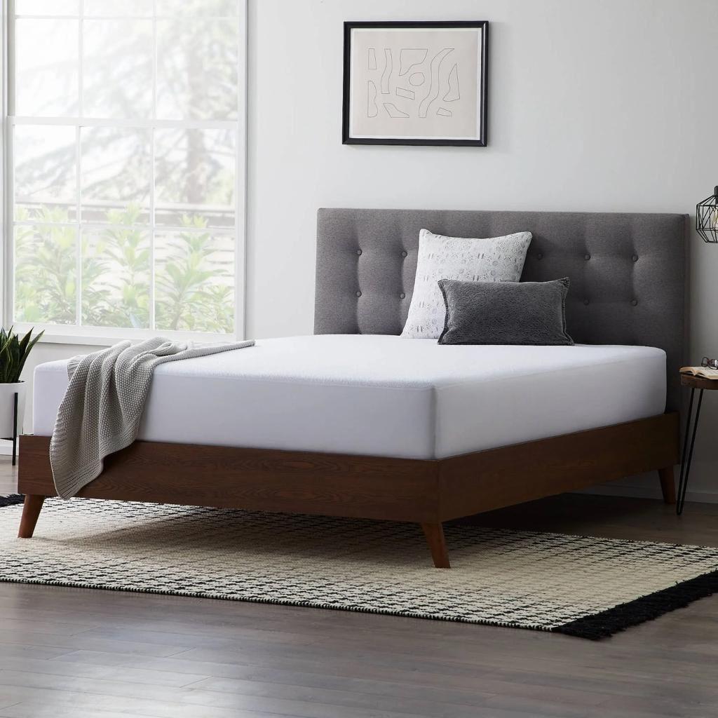 Waterproof Mattress Protector / Fitted Bedsheet – Premium Protection & Comfort