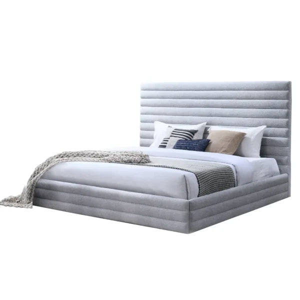 King Bed – Grey (180×202 cm)
