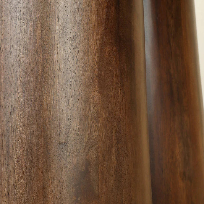 Round Wooden Dining Table – Minimalist Modern Design