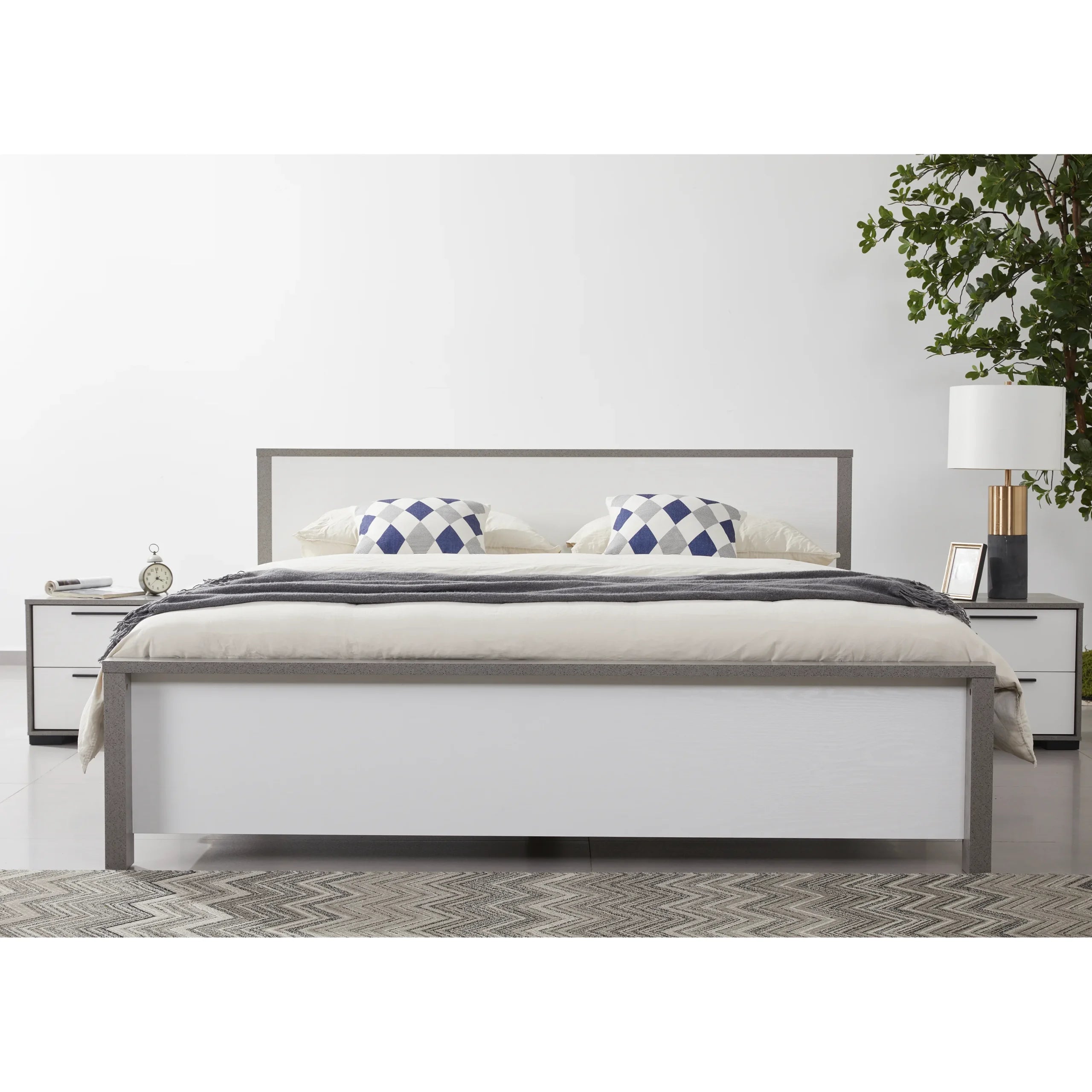 Grayer King Bed