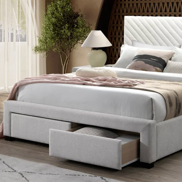 King Bed – Ivory (180×200 cm)